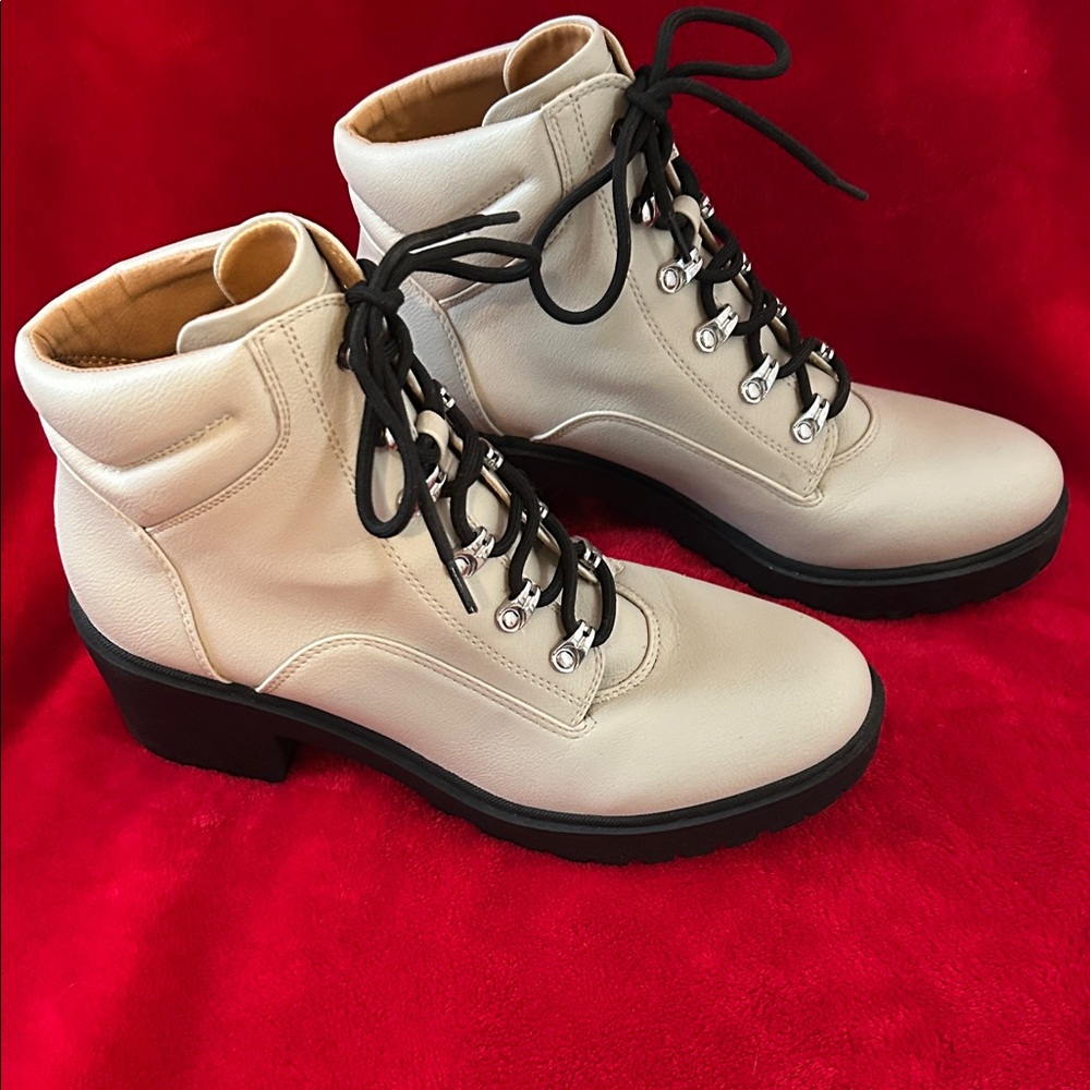 Indigo Cream Lace-Up Boots with Black Accents